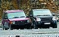 Land Rover Discovery der ersten (links) und der dritten Modellgeneration. Foto: Auto-Reporter/Land Rover 